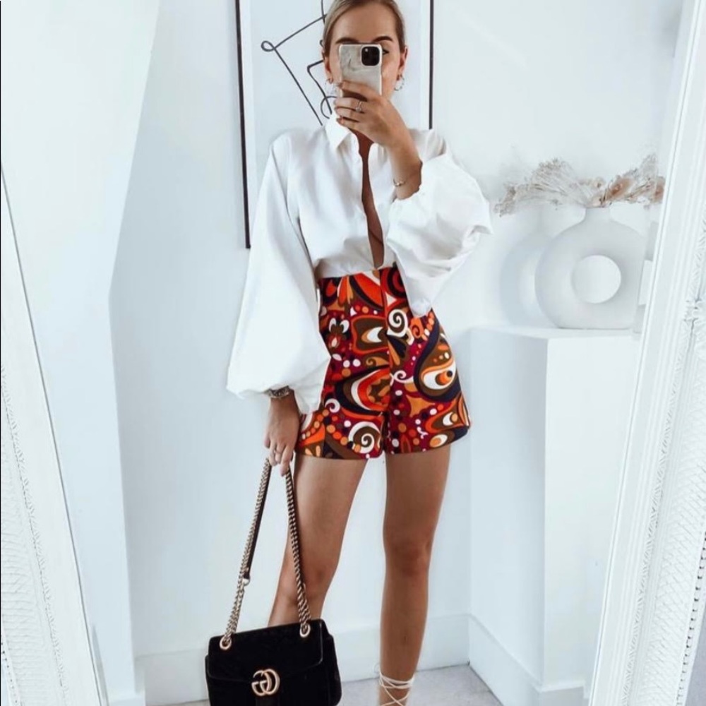 Zara High Waisted 70's Print Short